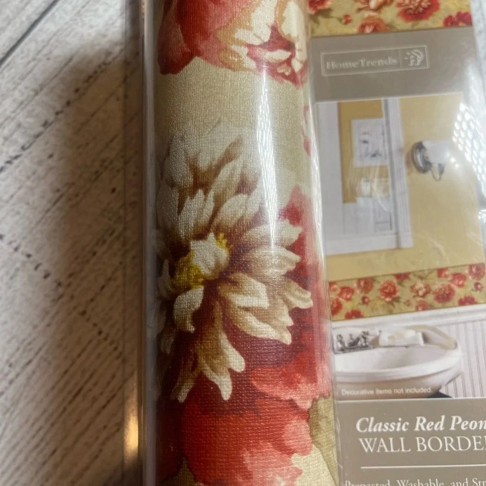 HomeTrends Classic Red Peony Wall Border Prepasted Floral 15ft x 6.87in